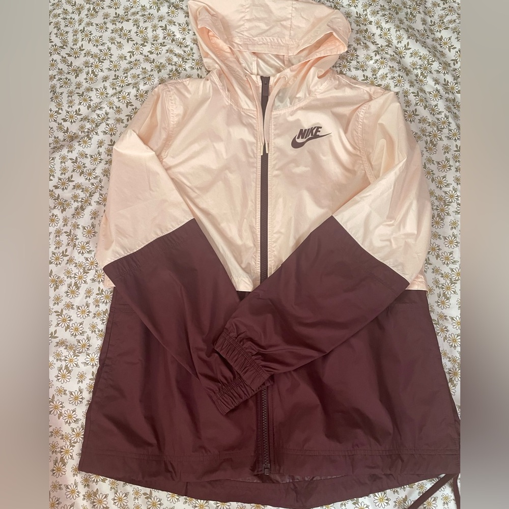Nike windbreaker